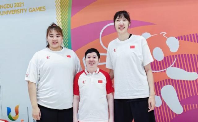 德甲投注-韩旭联手女版奥尼尔冲奖牌！中国大运女篮名单出炉